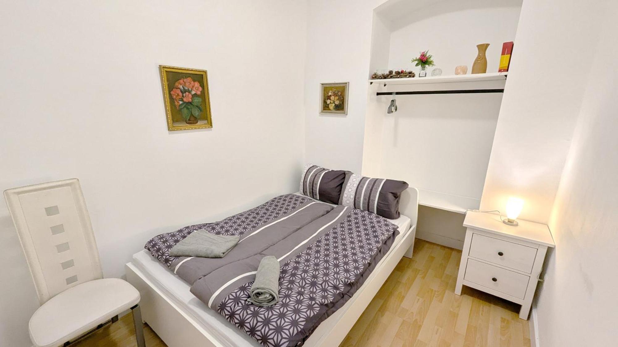 Cozy Rooms In Lugner City Area Vienna Exterior photo